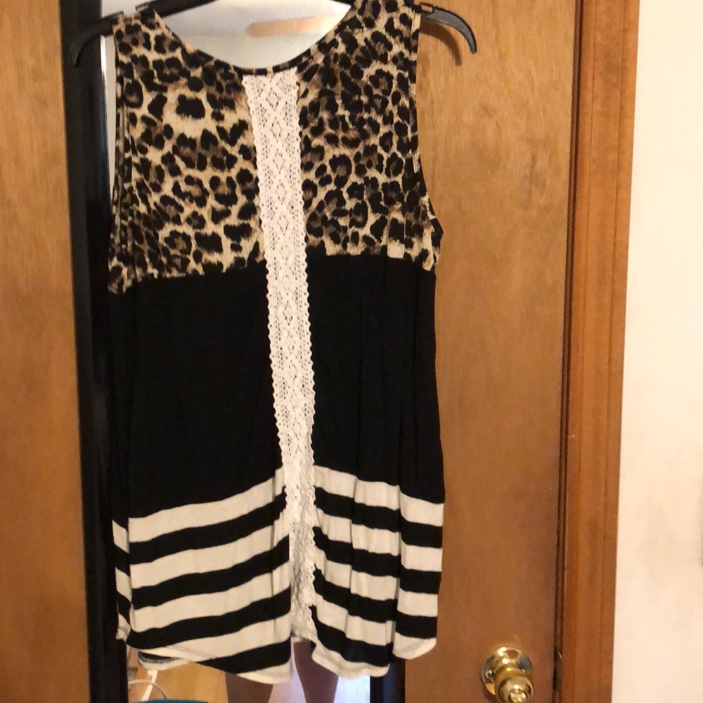 Tank Top - Picture 2 of 4